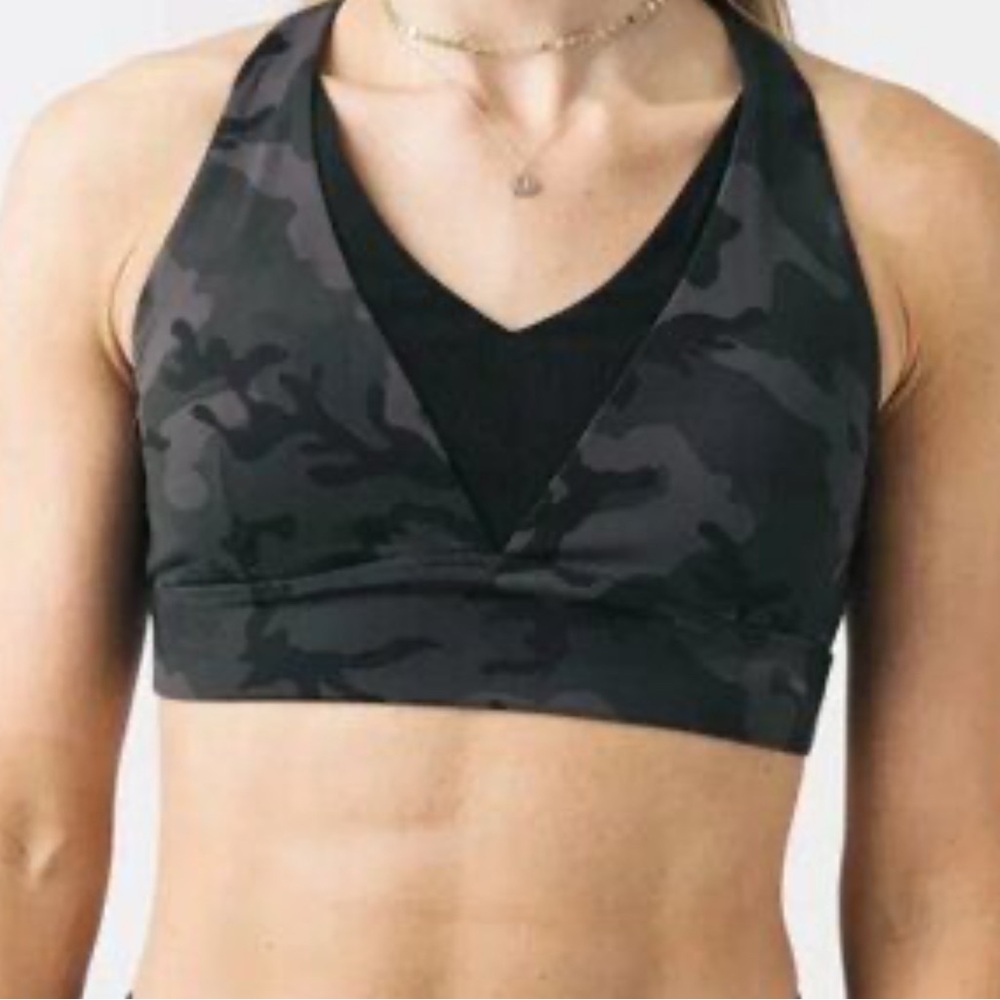 ZYIA Black and Gray Sports Bra with Criss-Cross Straps size M